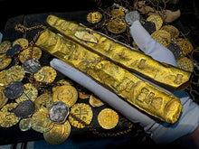 Load image into Gallery viewer, GOLD BAR ATOCHA 1622 SHIPWRECK SARGOSA MEL FISHER COA PIRATE GOLD COINS 28OZ