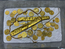 Load image into Gallery viewer, GOLD BAR ATOCHA 1622 SHIPWRECK SARGOSA MEL FISHER COA PIRATE GOLD COINS 28OZ