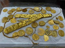 Load image into Gallery viewer, GOLD BAR ATOCHA 1622 SHIPWRECK SARGOSA MEL FISHER COA PIRATE GOLD COINS 28OZ