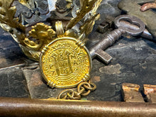 Load image into Gallery viewer, PERU 8 ESCUDOS 1712 PIRATE GOLD COIN 1715 FLEET REASURE JEWELRY NECKLACE PENDANT