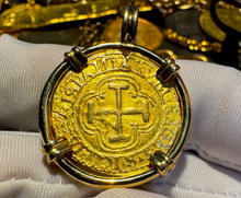 Load image into Gallery viewer, SPAIN 1 ESCUDO 1516-56 PENDANT