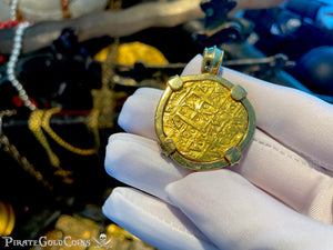 Peru 8 Escudos 1747 "Amazing Brute Style" by the famous SS Jeweler