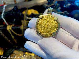 Peru 8 Escudos 1747 "Amazing Brute Style" by the famous SS Jeweler